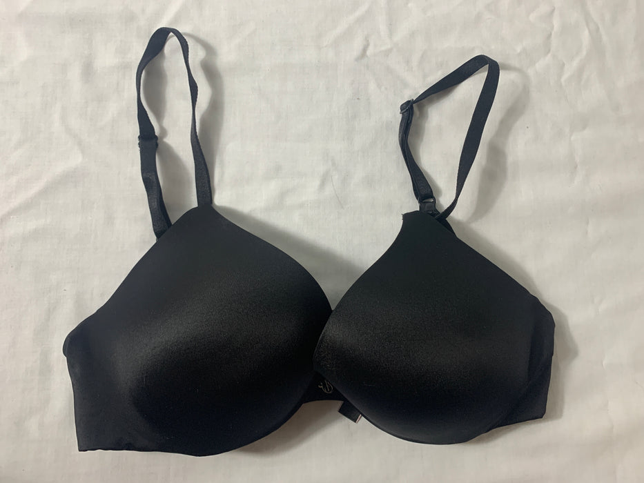 Victoria’s secrets push up pigeonnant bra size 34B