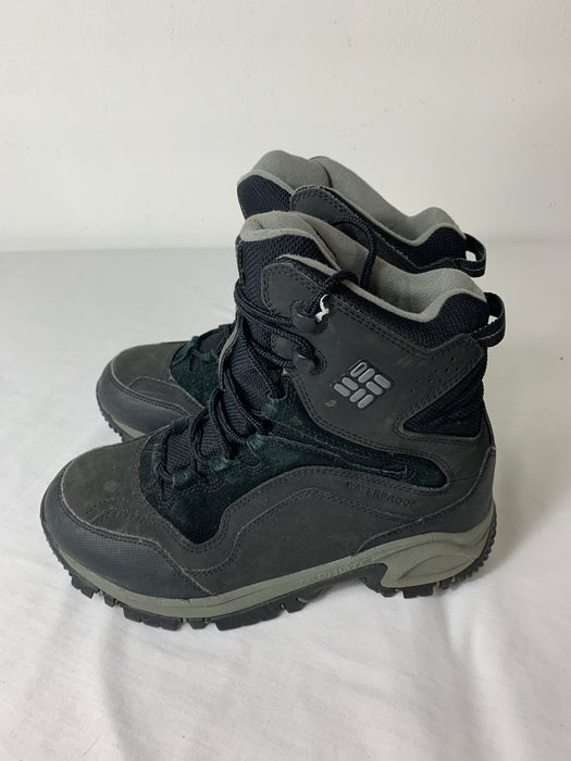Columbia Winter Boots Size 8
