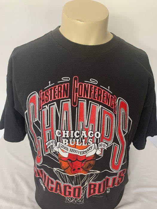 Salem Sportswear Chicago Bulls Shirt Size XL