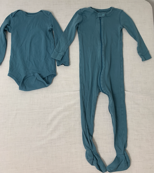 Bundle Joe Boxer Pajamas Size 5T — Family Tree Resale 1