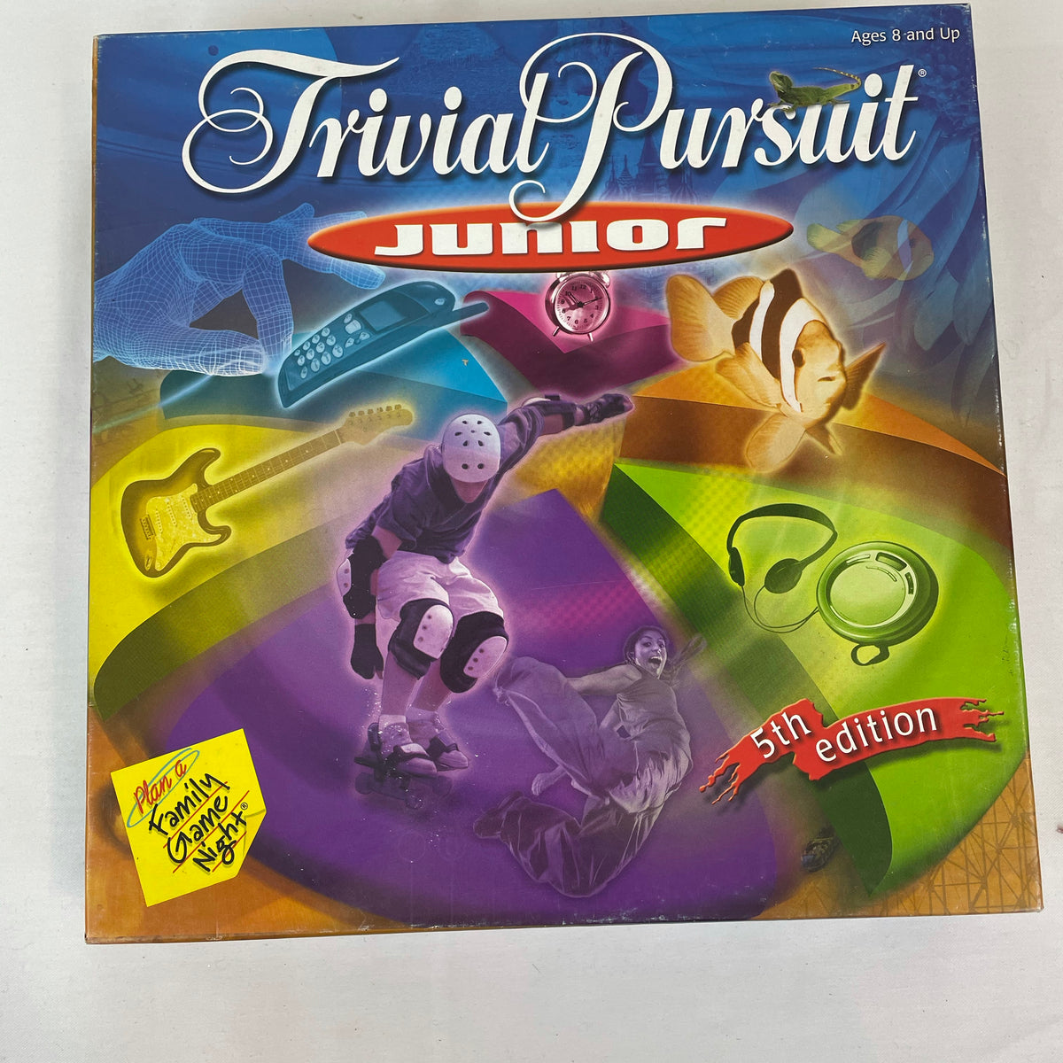 Trivial pursuit Junior game — Family Tree Resale 1
